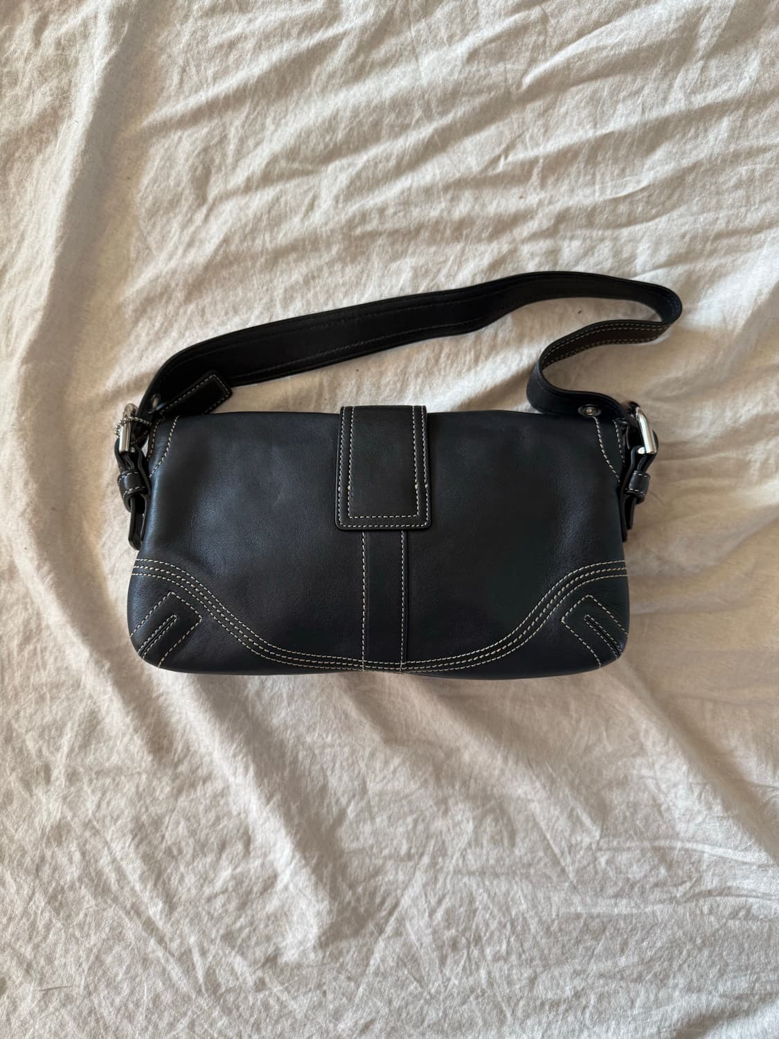 코치 바게트백  상품이미지2