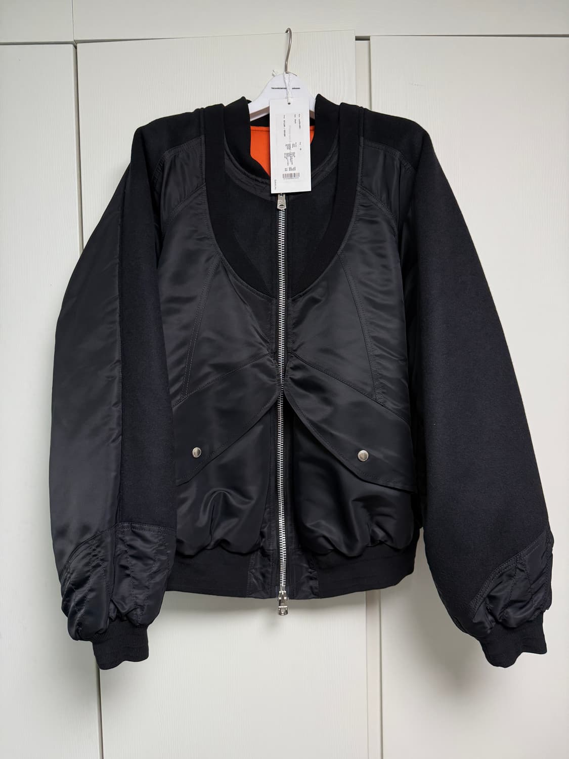 [46] 솔로이스트 이중봄버 에크루 블랙 상품이미지1