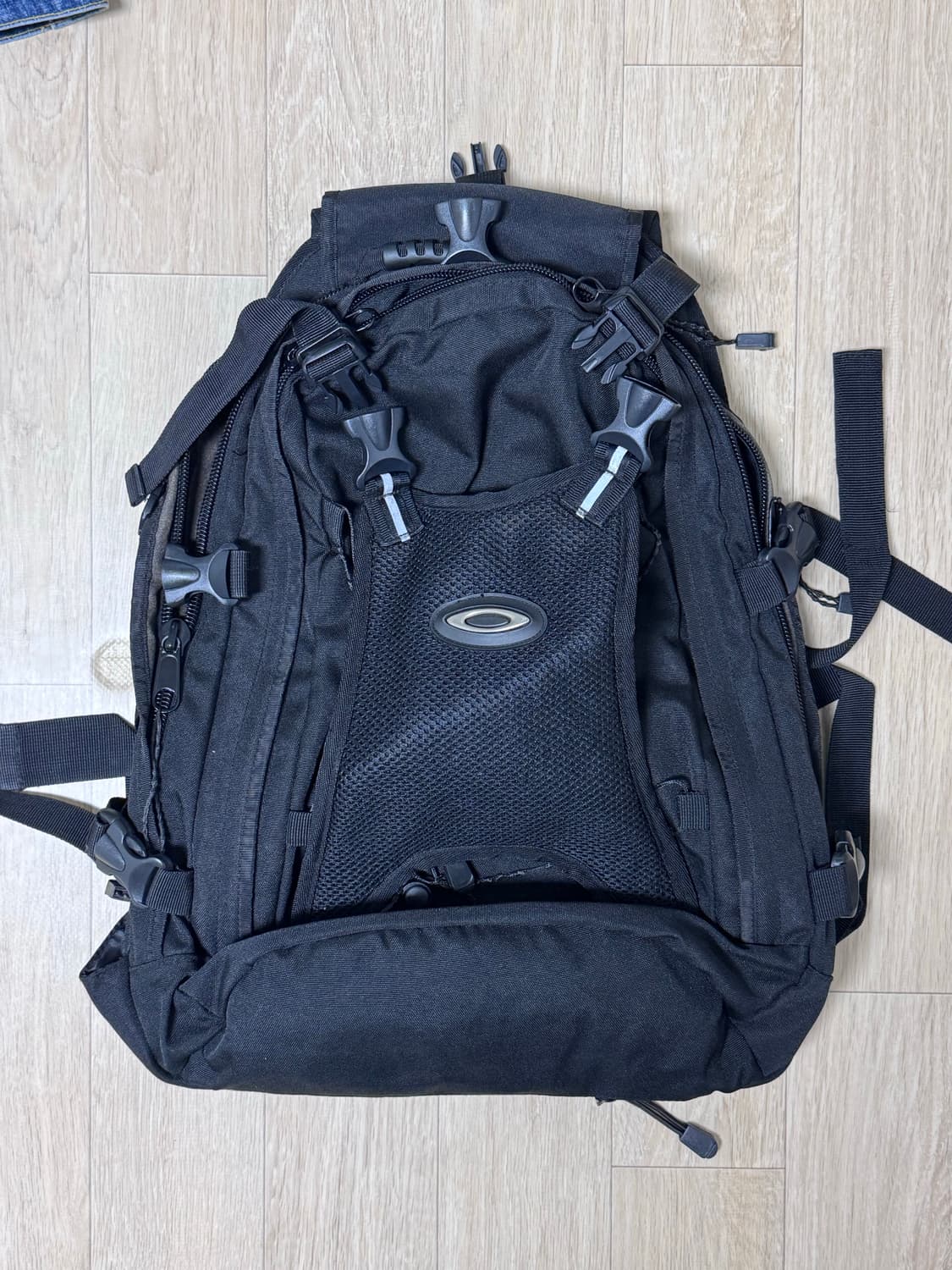 오클리 00s 소프트웨어 백팩 상품이미지1