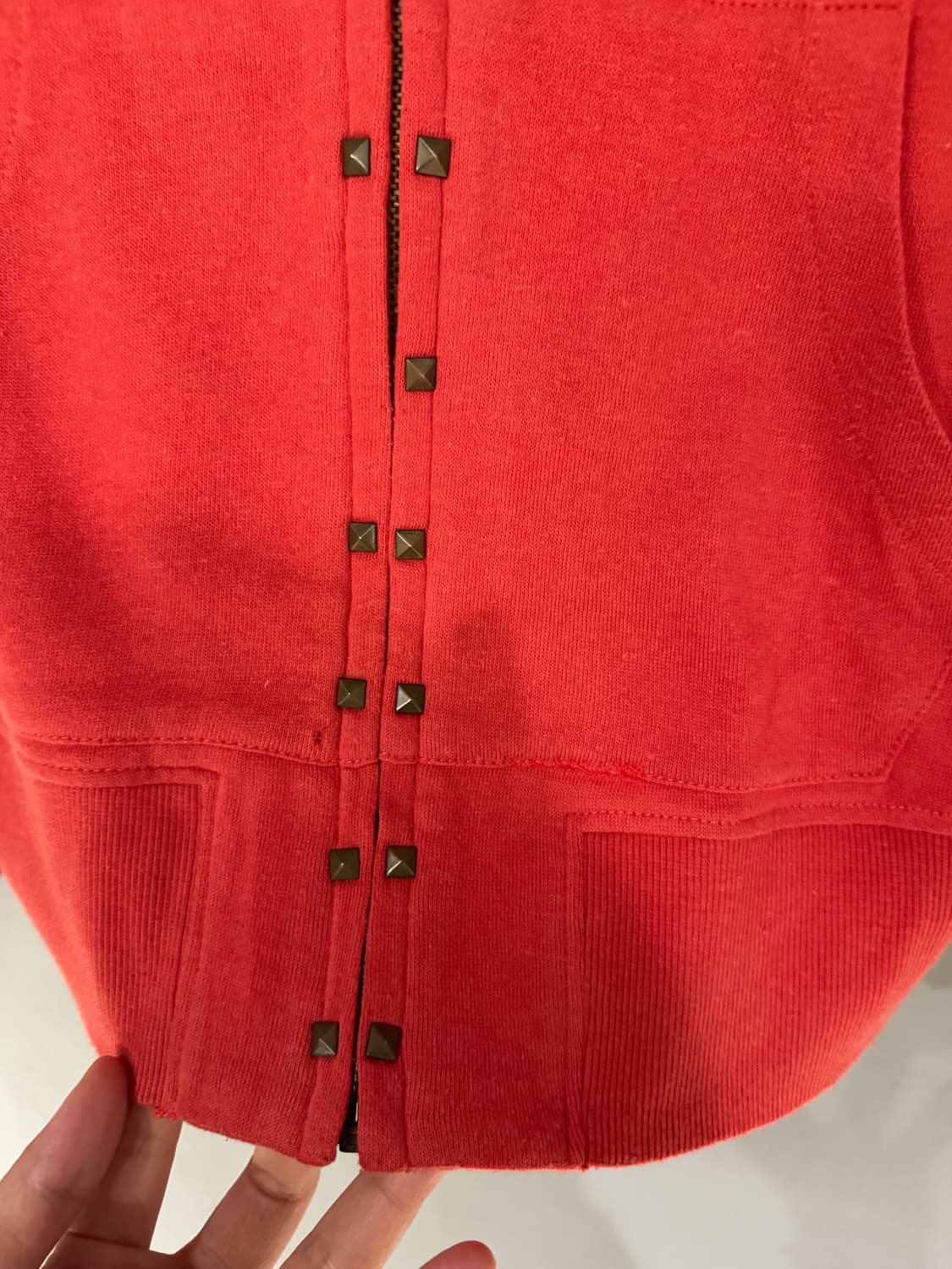 stud detail lettering hood zip-up 상품이미지9