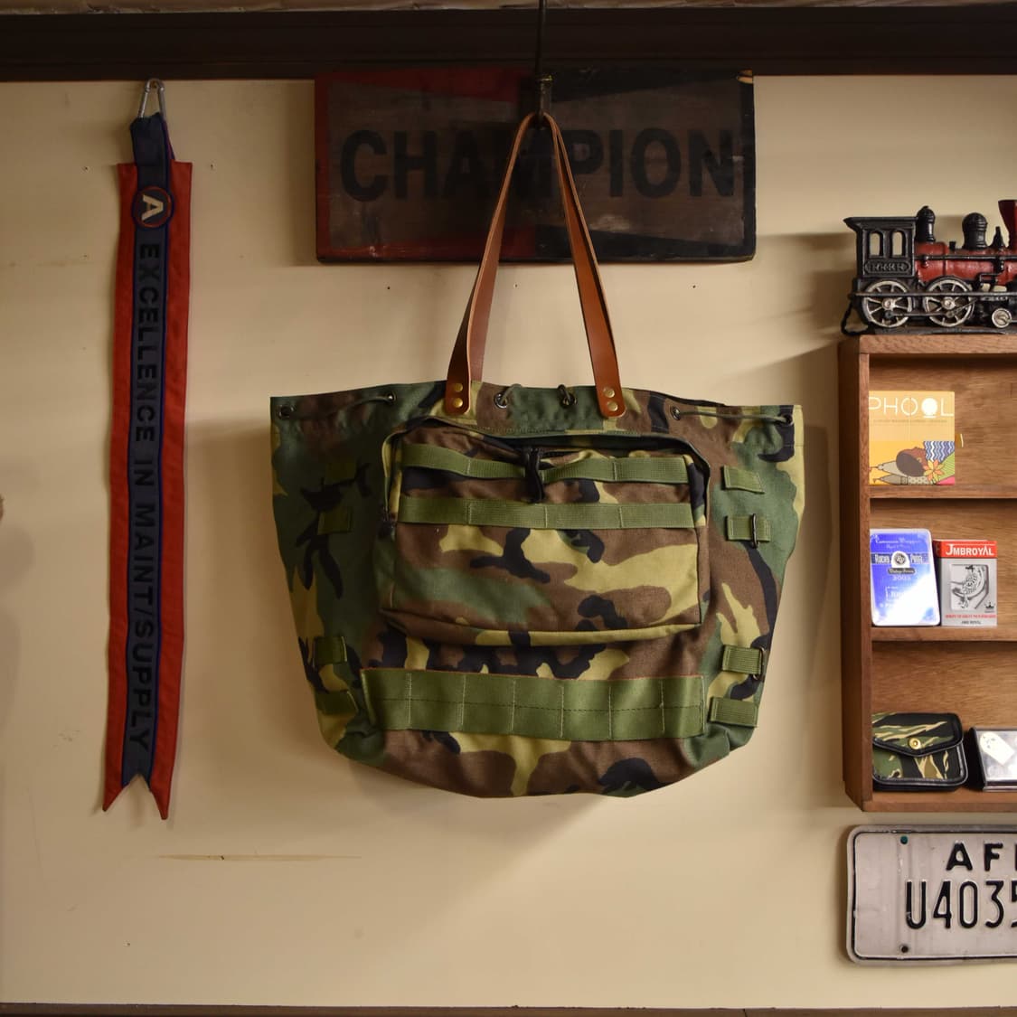 Woodland Upcycling Shoulder Bag 상품이미지1