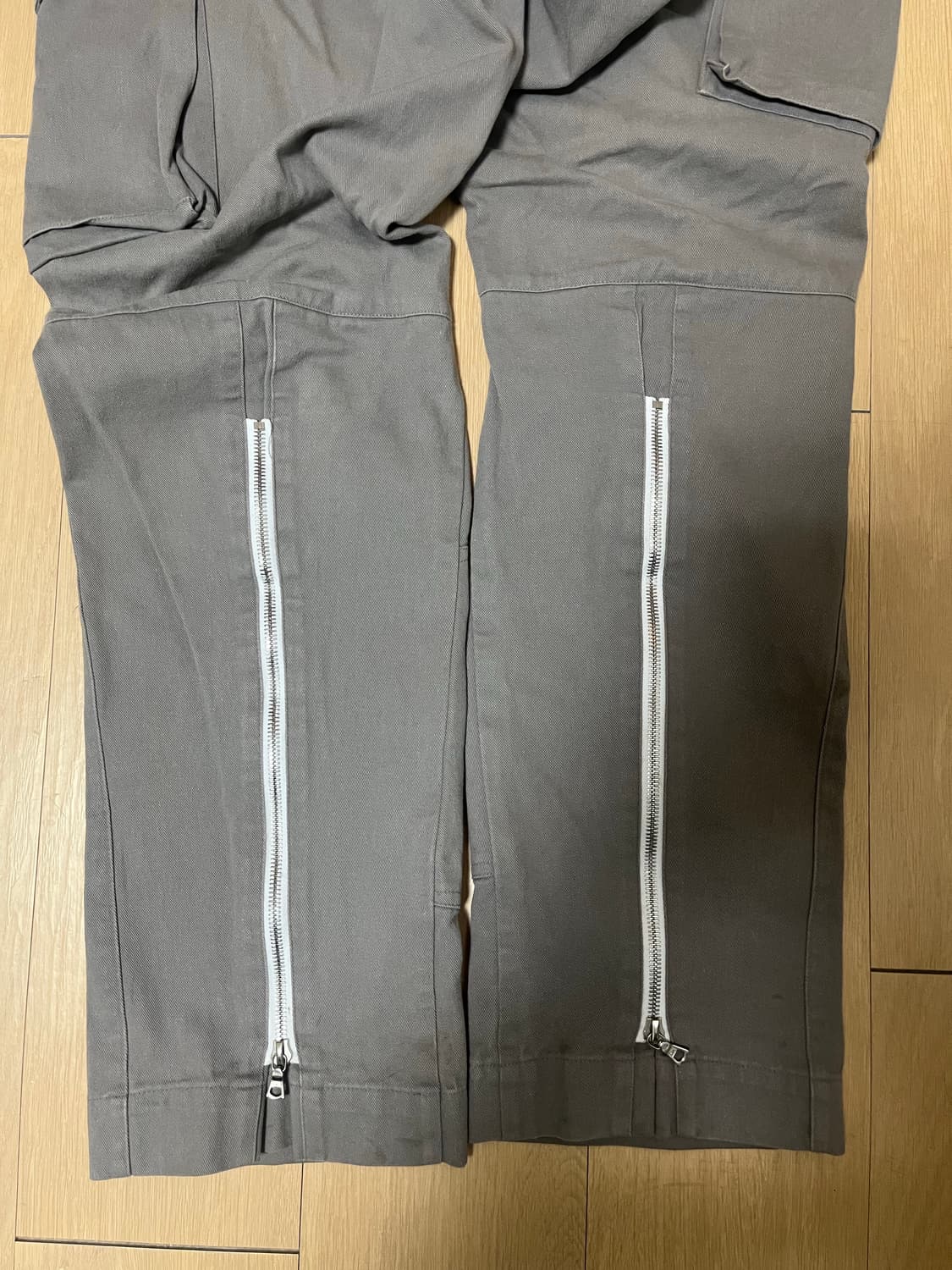 cmmawear 커마웨어 백지퍼 카고 팬츠 그레이 상품이미지8