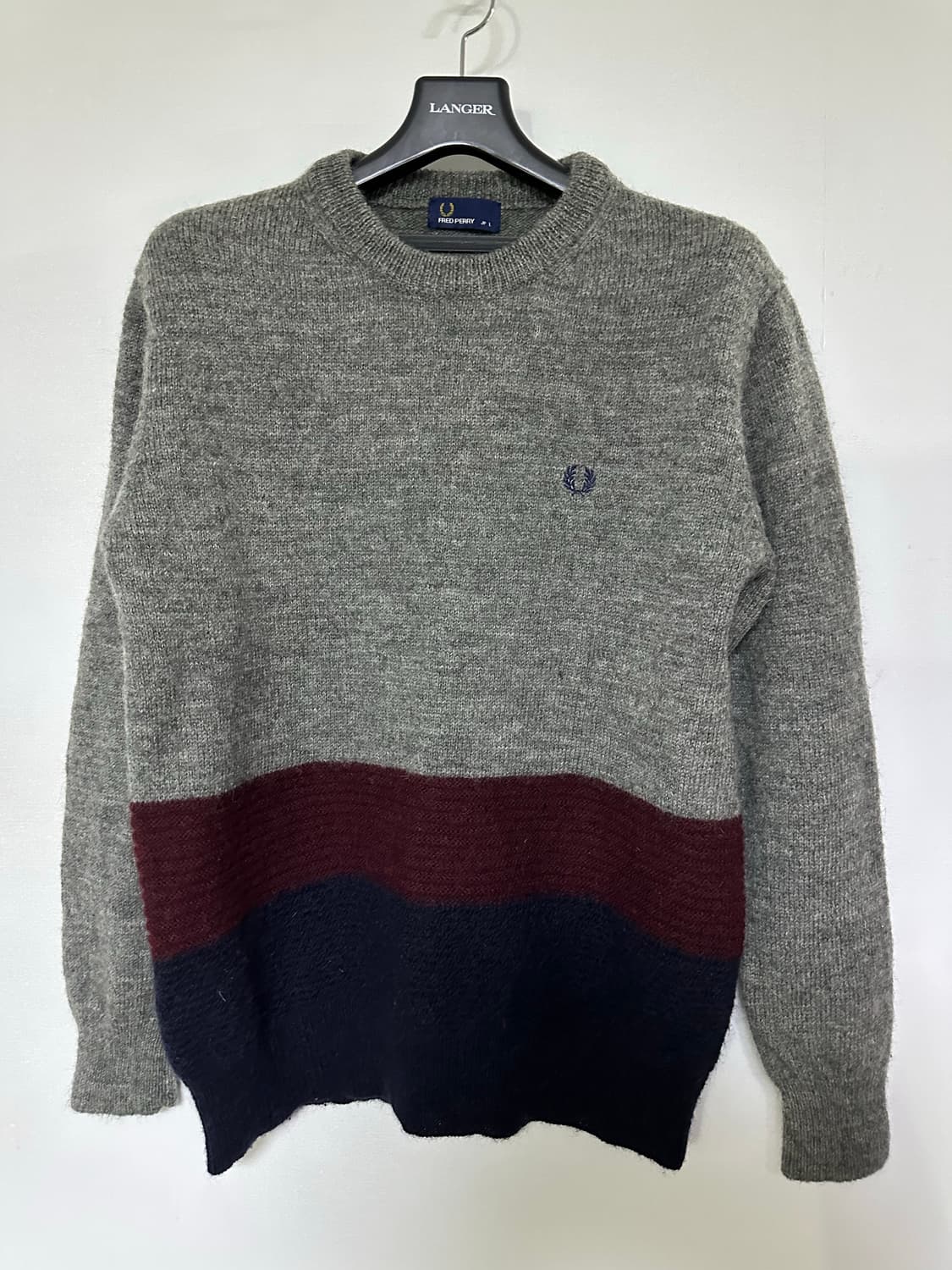 프레드페리 그레이 컬러 블록 니트 상품이미지1