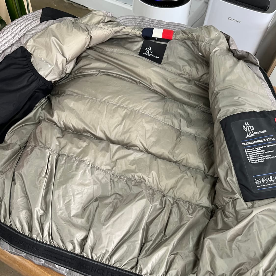 몽클레어 그레노블 Sestriertech 구스다운 패딩점퍼 2  상품이미지7