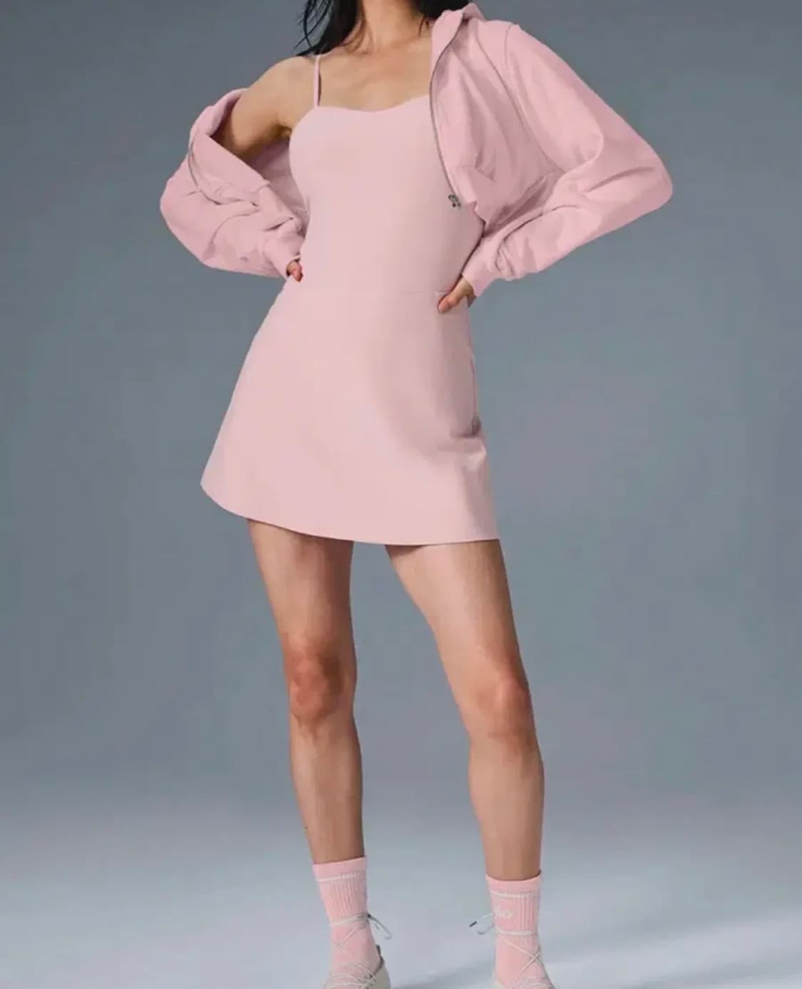 [품절상품,새상품] ALO 알로 요가 크롭 후드집업 발레 핑크🩰💗 상품이미지3