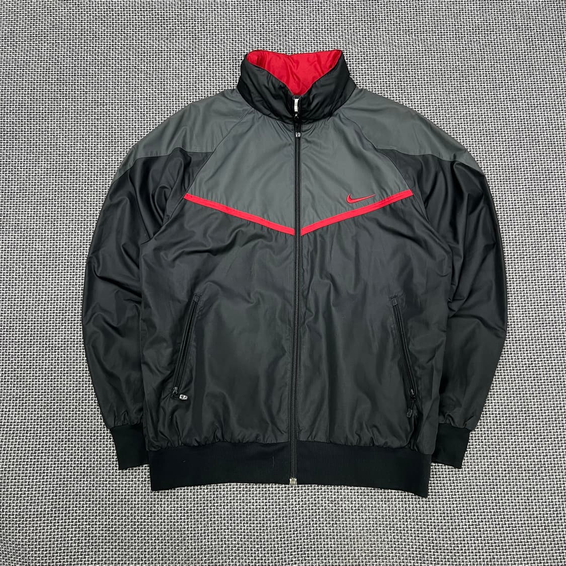 나이키 검빨 빅로고 바람막이 상품이미지1