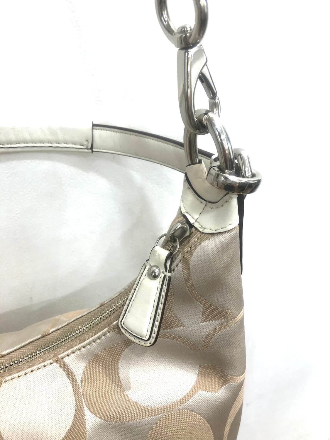 COACH white beige signature hobo bag 상품이미지7