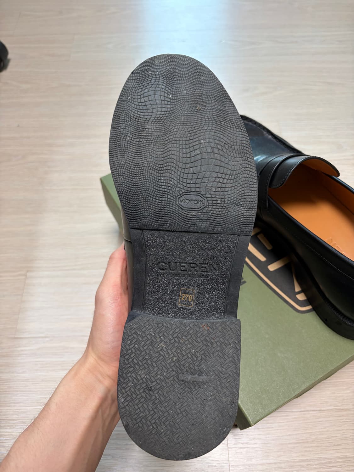 쿠에른 런던 로퍼 블랙 270 상품이미지2