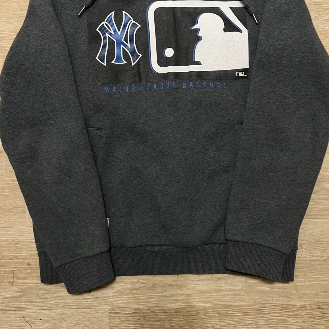 MLB 뉴욕양키스 빅로고 기모 후드 티셔츠 [차콜] L/100 상품이미지3