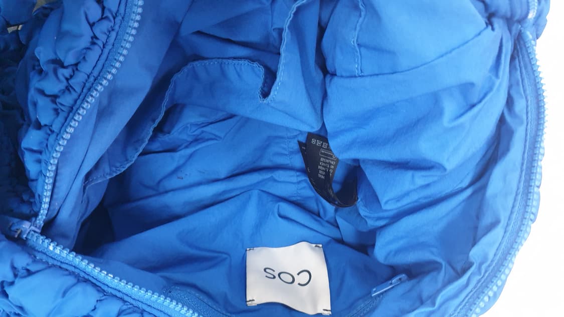 COS 코스 퀼티드 오버사이즈 구름백 블루 상품이미지5