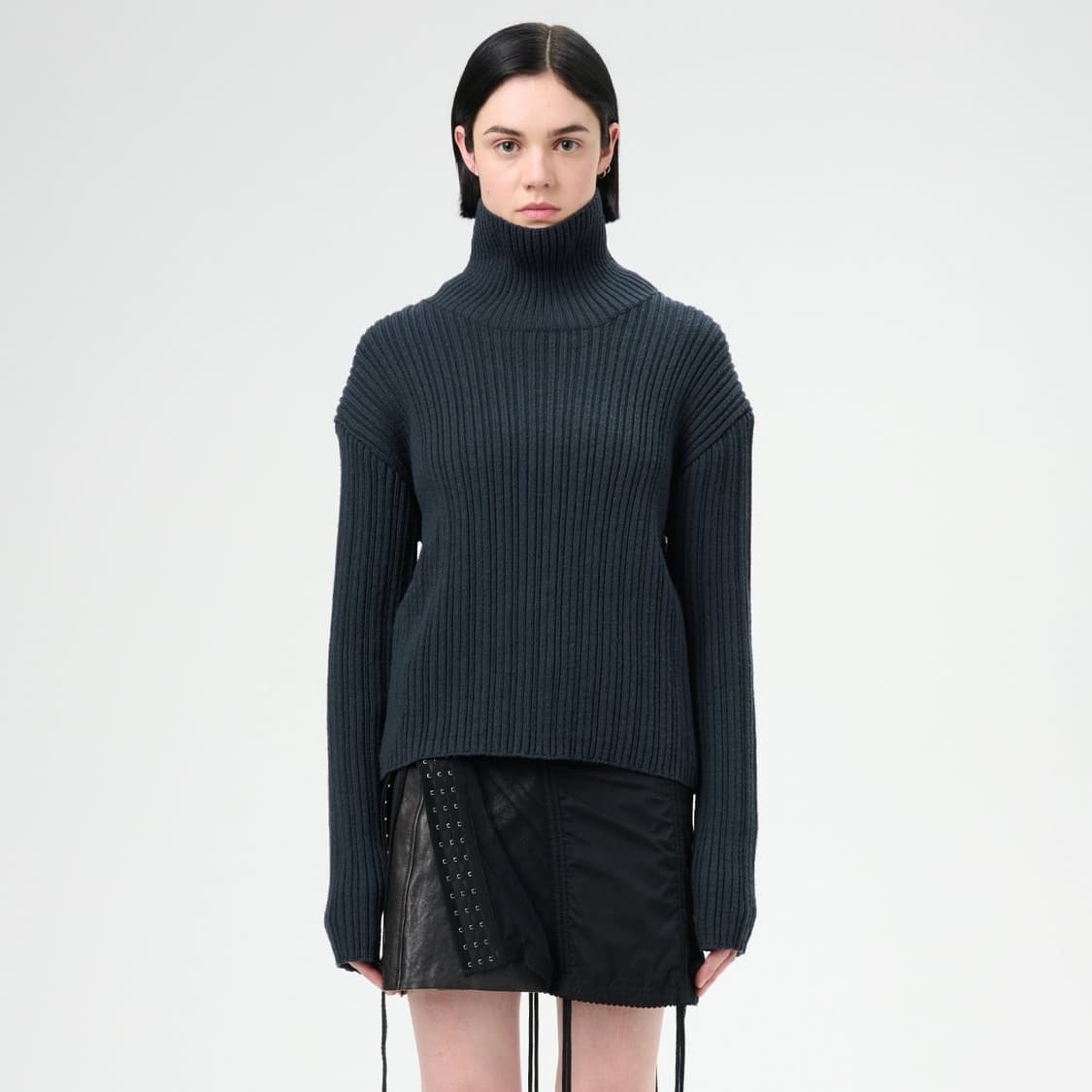 [34,36]아워레가시 COMPACT FUNNEL 니트 상품이미지1