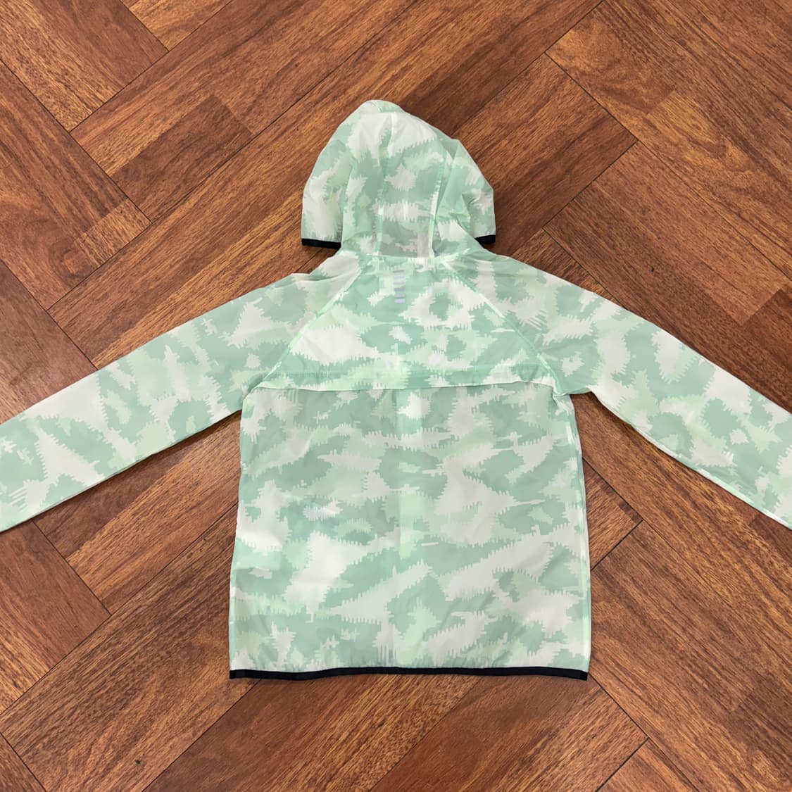 여성용 S 언더아머 런닝 경량 바람막이 후드 자켓  상품이미지2