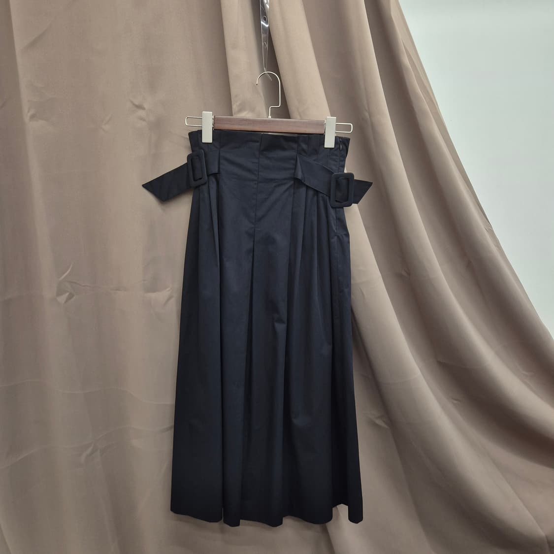 자라 벨티드 미디 스커트 XS 상품이미지1