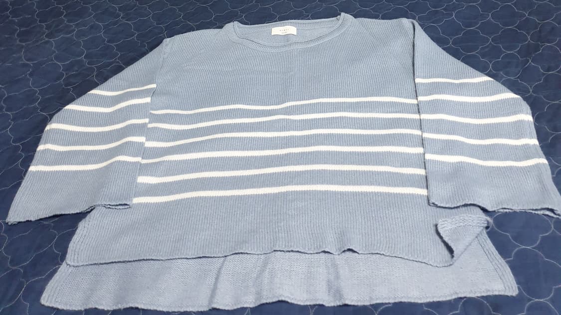 MYMYT 옆트임 니트 스카이블루 (L) 상품이미지1