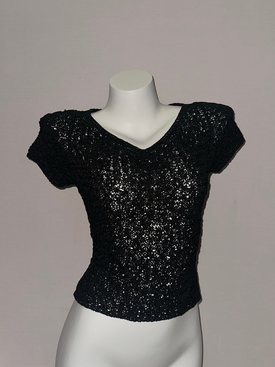 빈티지 크롭 블랙 니트 탑 상품이미지1