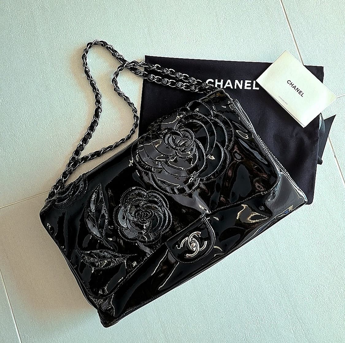 샤넬 까멜리아 아코디언백 상품이미지1