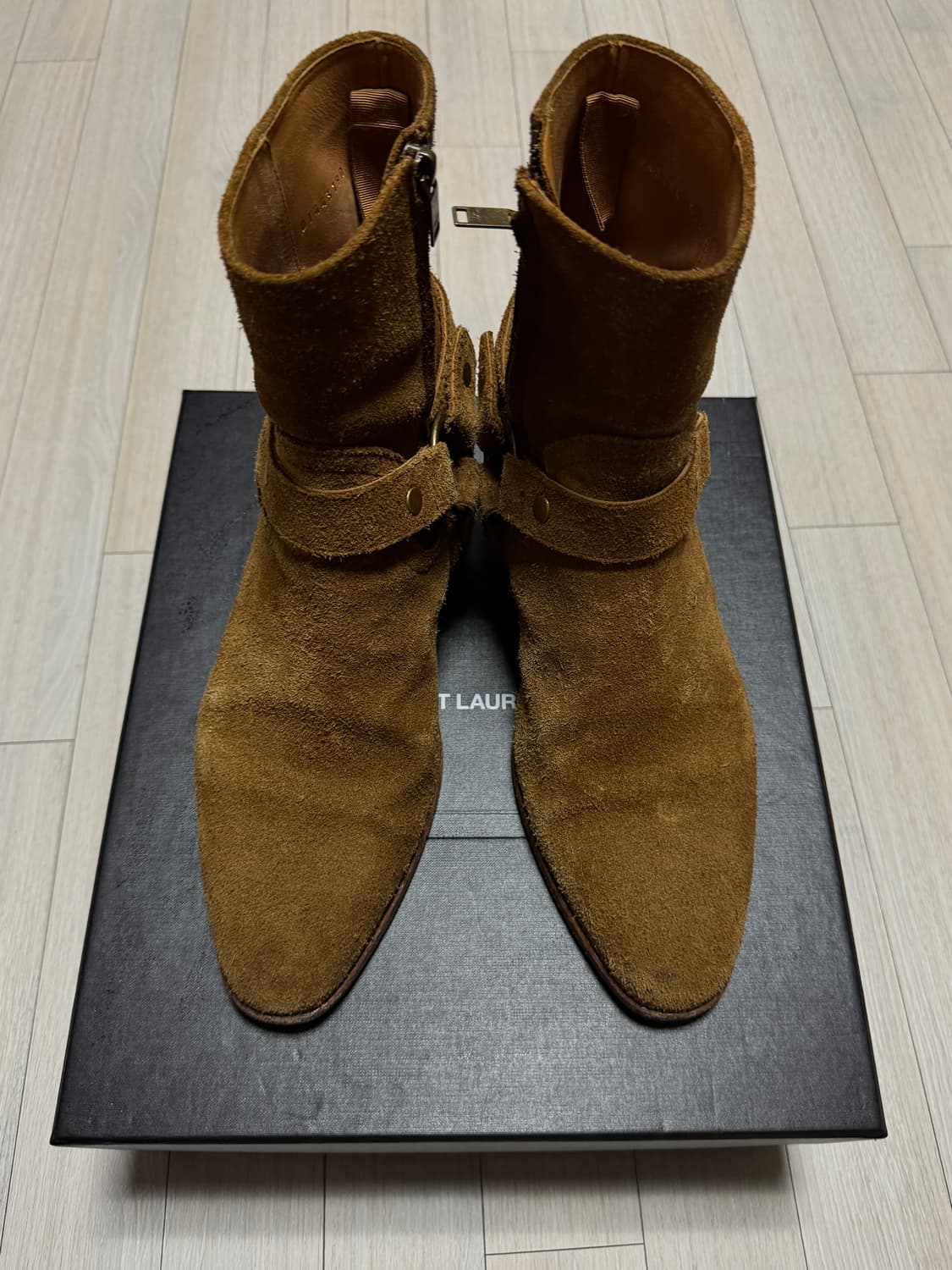 생로랑 스웨이드 하네스 첼시부츠 41.5 카멜 상품이미지3