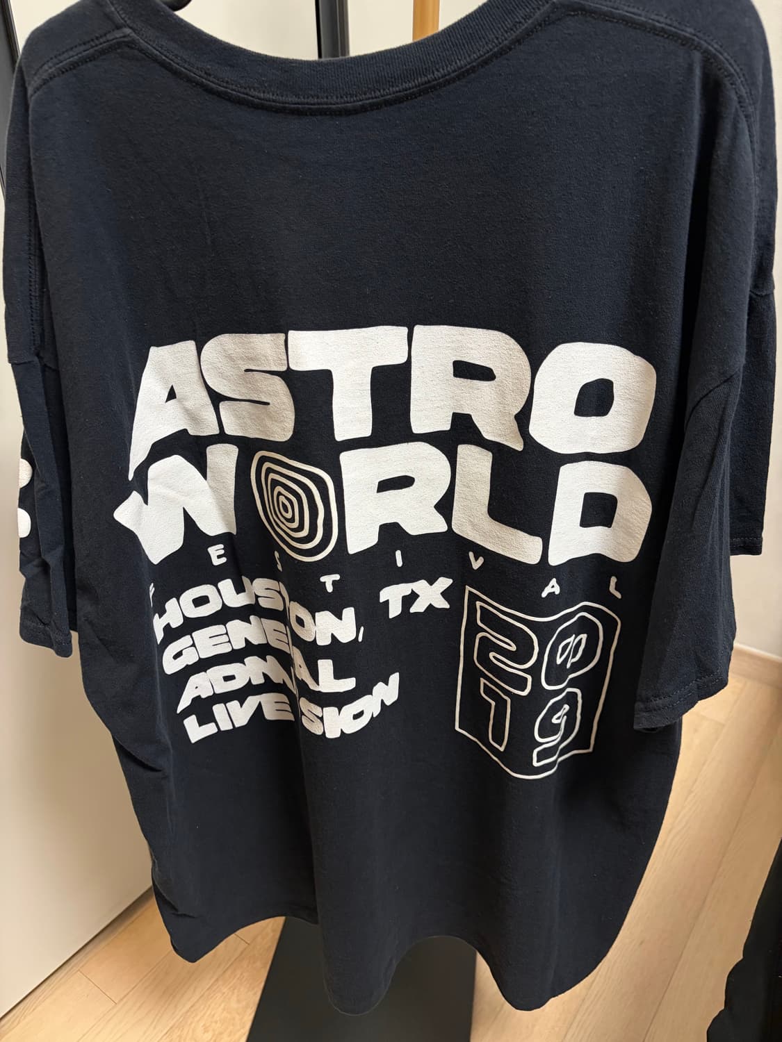 트레비스스캇 아스트로월드 Staff 머천 상품이미지2
