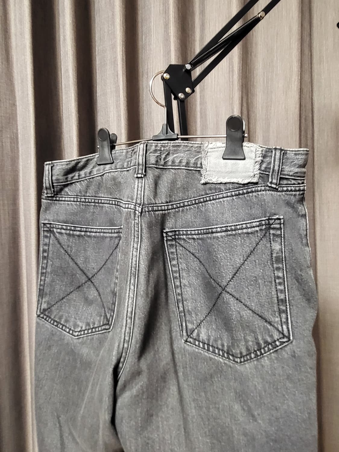 아워셀브스 데님입니다.
블루스맨에서 샀습니다. 상품이미지3