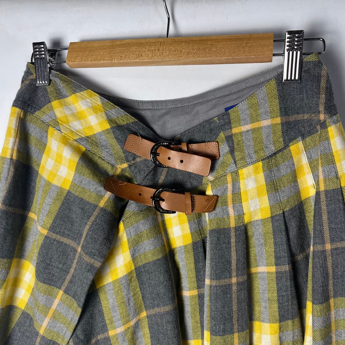 [Burberry] 버버리 블루라벨 옐로우 체크 벨티드 플리츠 미니스커트 상품이미지3