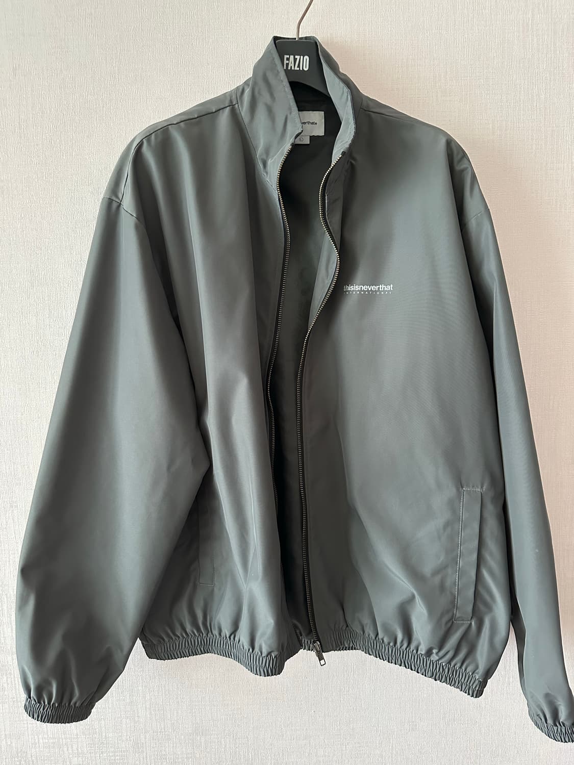 디스이즈네버댓 자켓 차콜 L 상품이미지2