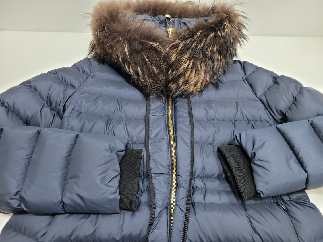 한섬 쥬시꾸띄르 구스 다운 패딩 / 여 S (82-94-160) 네이비
 상품이미지3