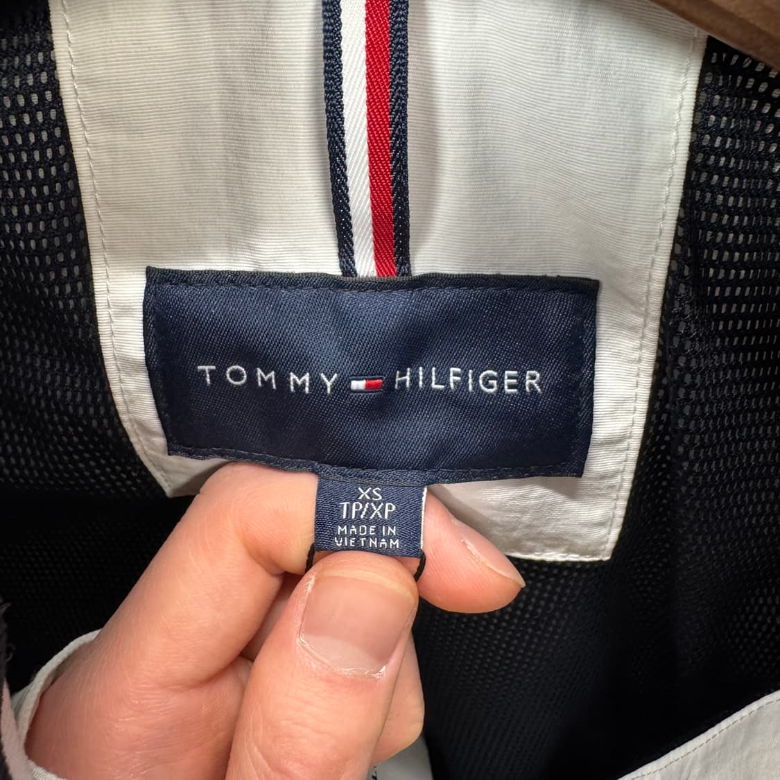 타미힐피거 코튼 캔버스 하이넥 집업 자켓 전면 로고 포인트 화이트 상품이미지8