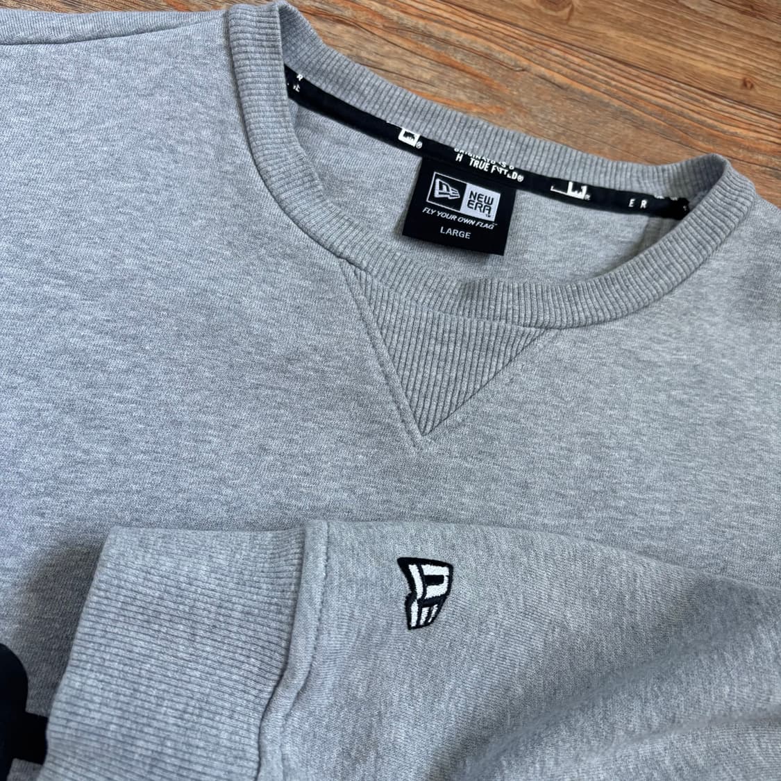 뉴에라 그레이 L 맨투맨 티셔츠 프린팅 MLB  상품이미지2