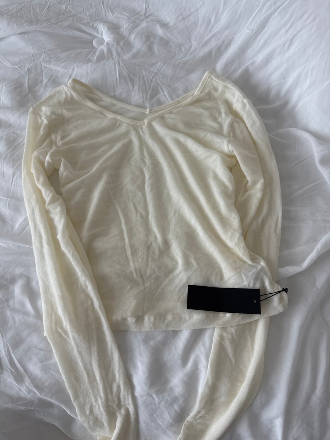 쓰리타임즈 브이넥 긴팔 상품이미지1