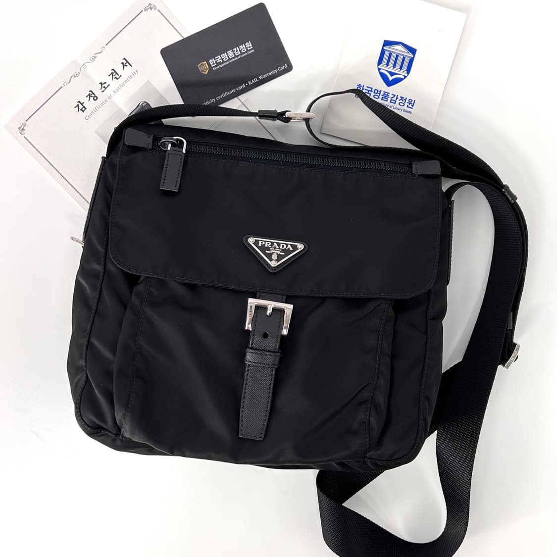 [감정완료] 프라다 나일론 삼각로고 메신저백 크로스백 블랙 상품이미지7