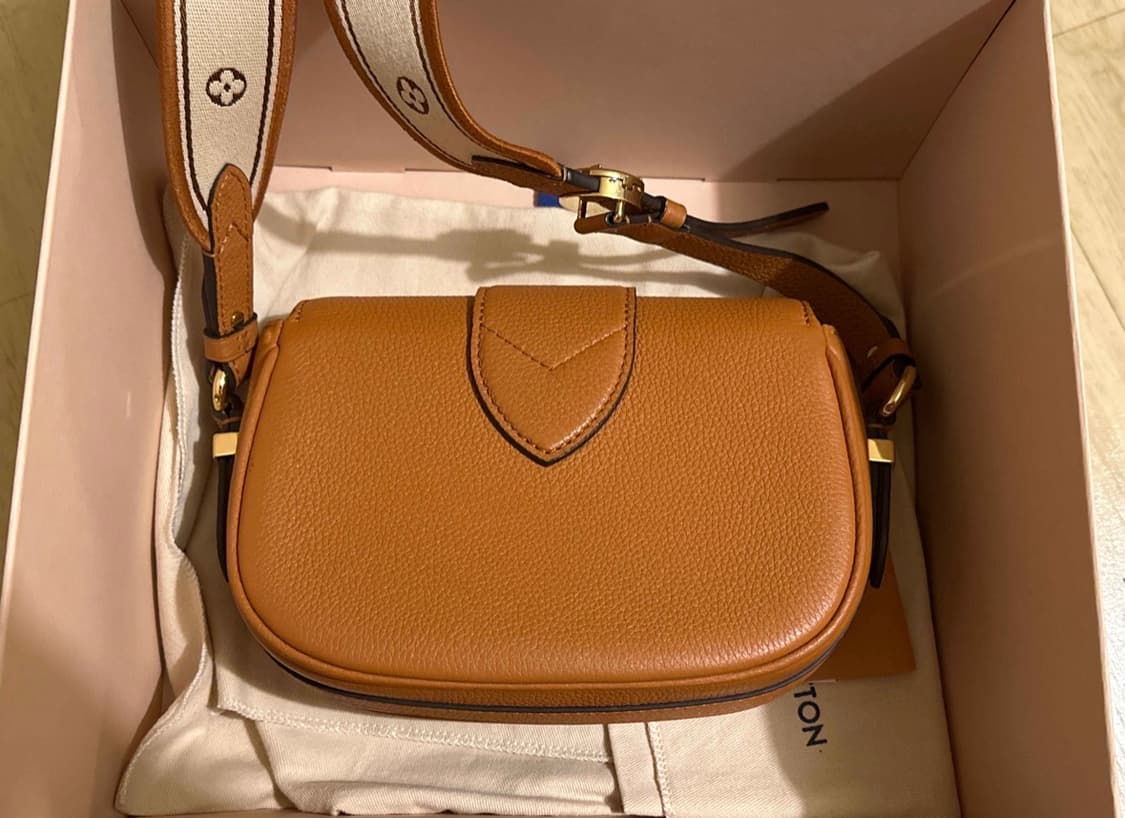 루이비통 퐁네프 소프트 크로스백 pm 상품이미지7