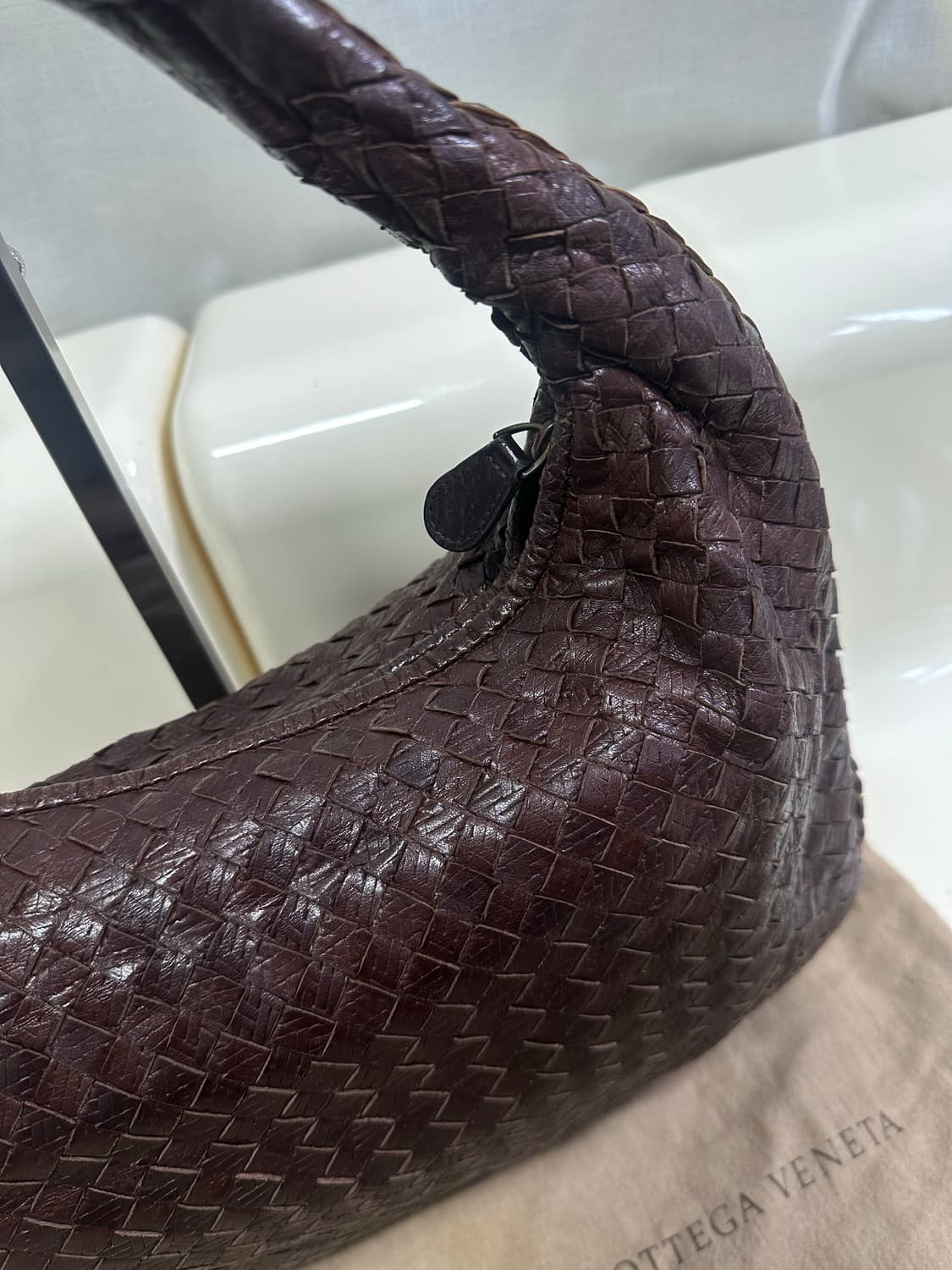 [정품] 보테가베네타 호보백 스몰 다크브라운 상품이미지2