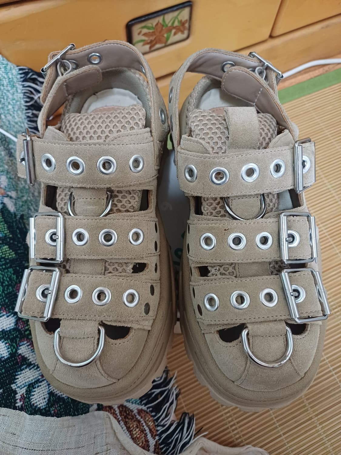 19ss 이티스 샌들 베이지 상품이미지2