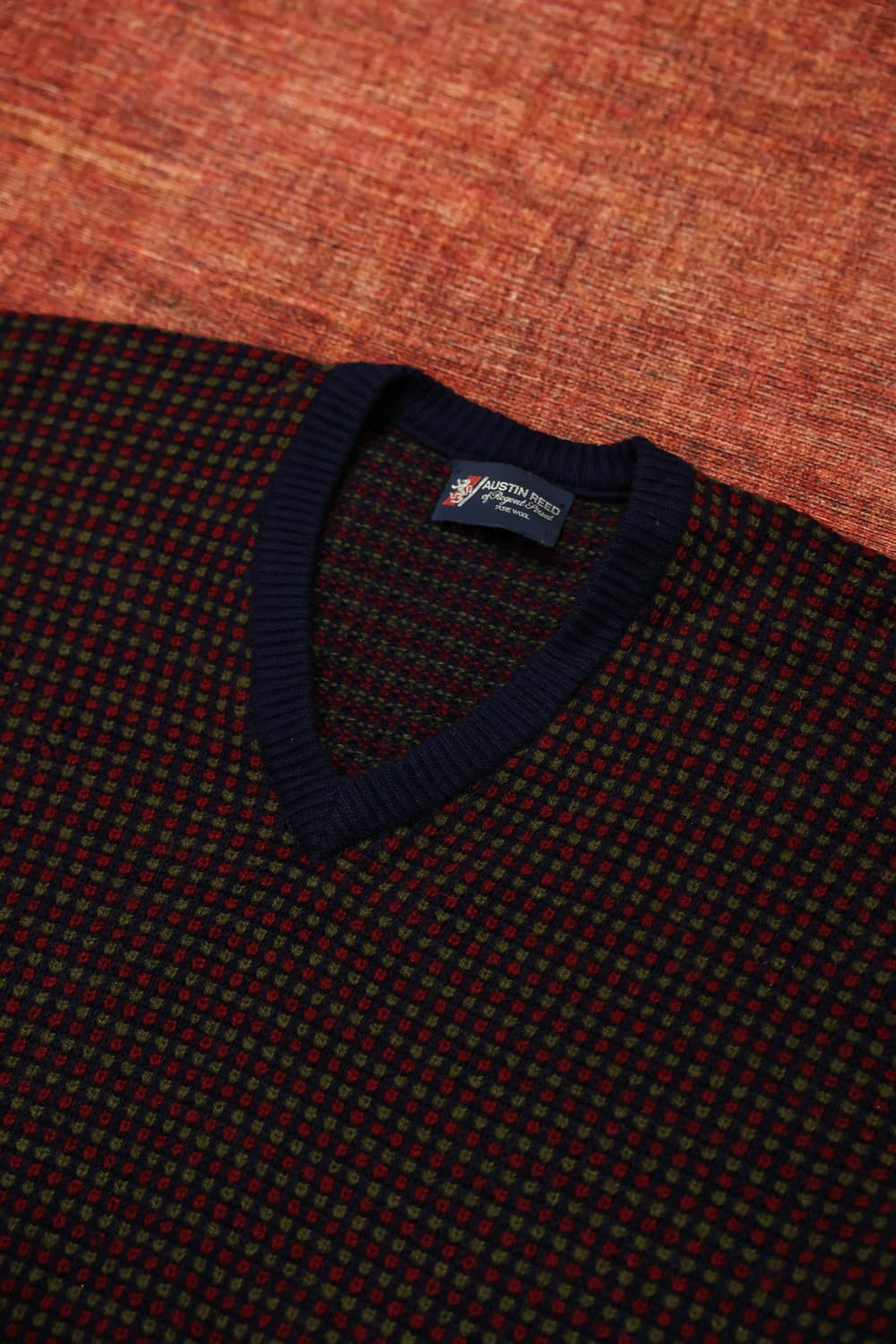 80~90s 빈티지 브이넥 니트 판매 상품이미지5