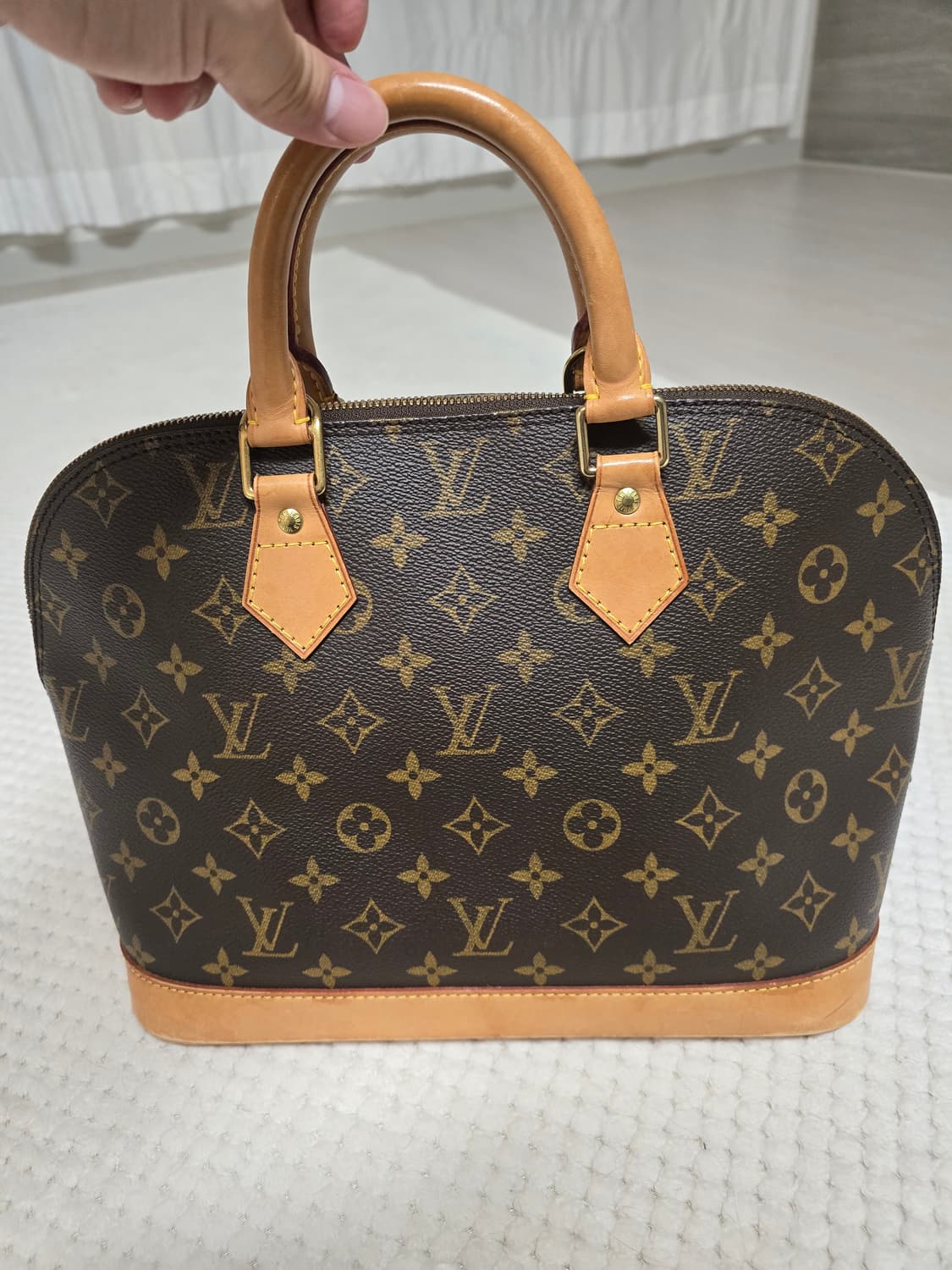 루이비통 알마 MM / 정품/ 급처 / 가격 낮춤 상품이미지1