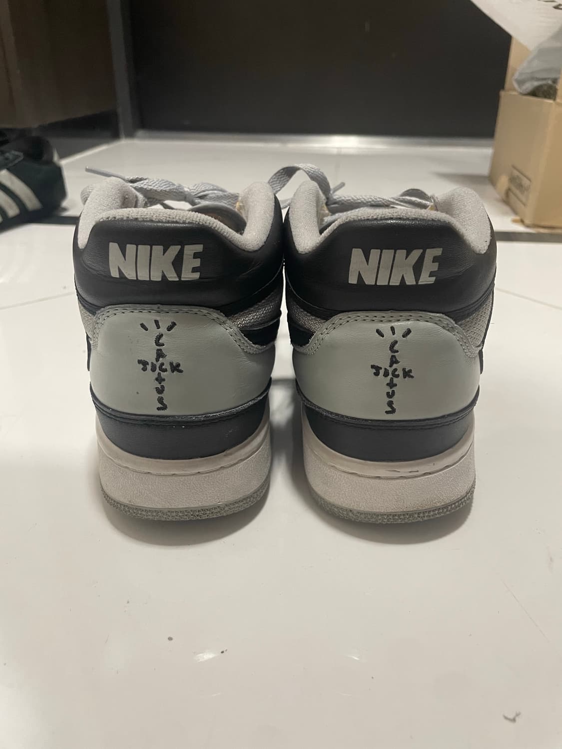 스캇 맥어택 스모크 그레이 275 상품이미지2