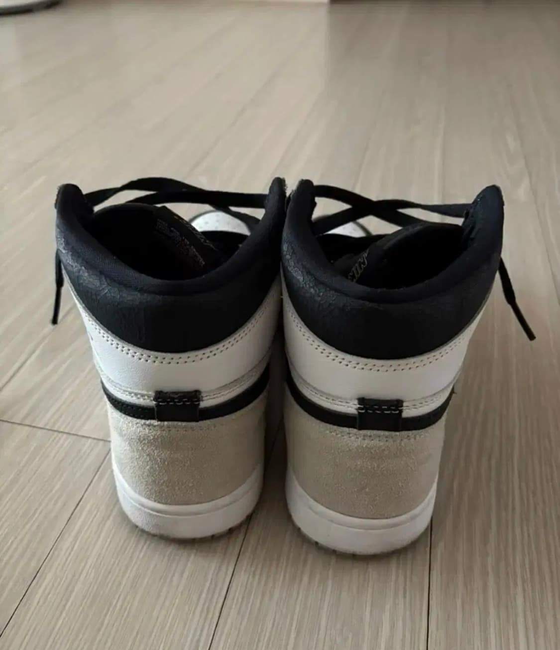 조던 1 하이 블리치드 코랄 상품이미지3