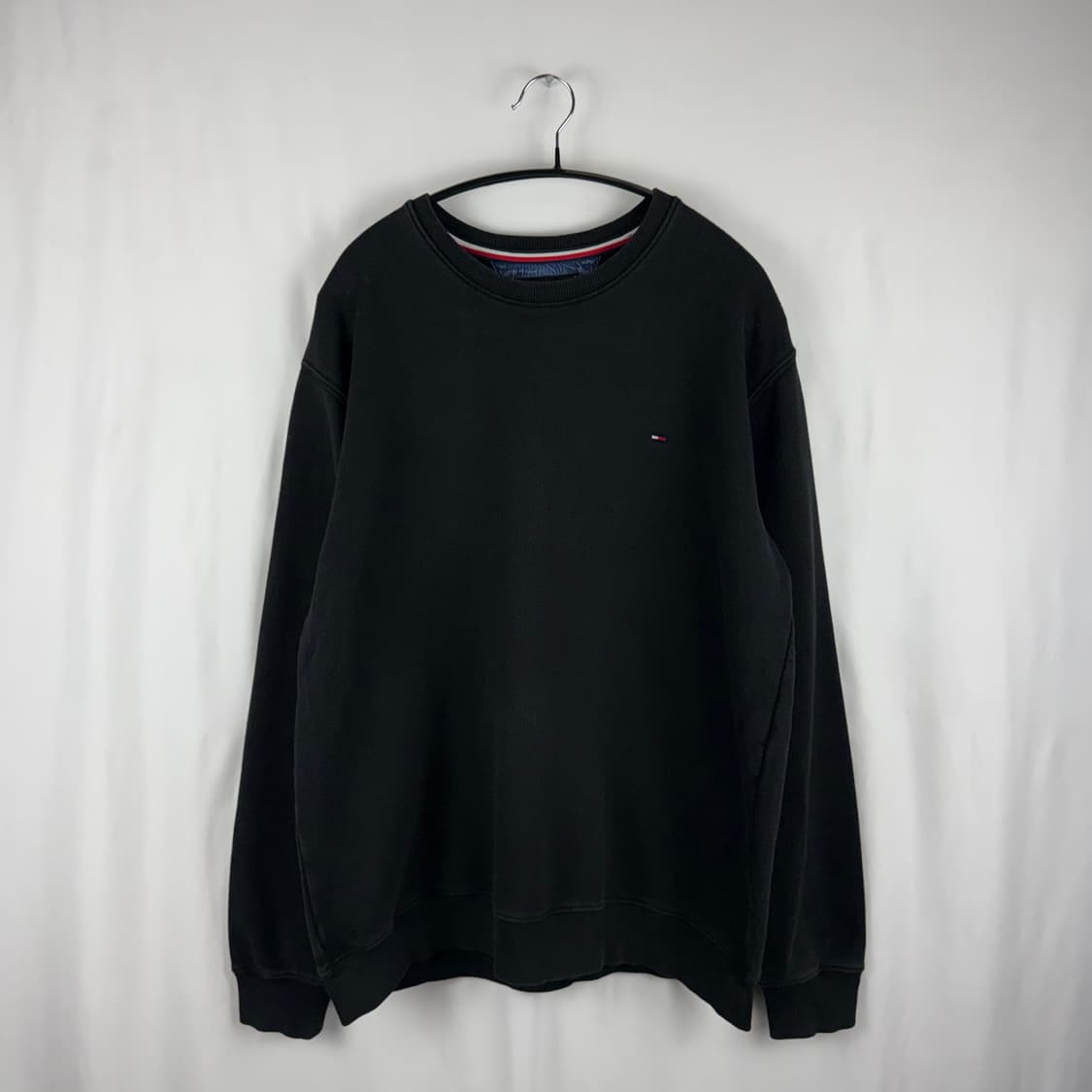 (무료배송)XL) 타미힐피거 스몰로고 맨투맨 블랙 상품이미지2