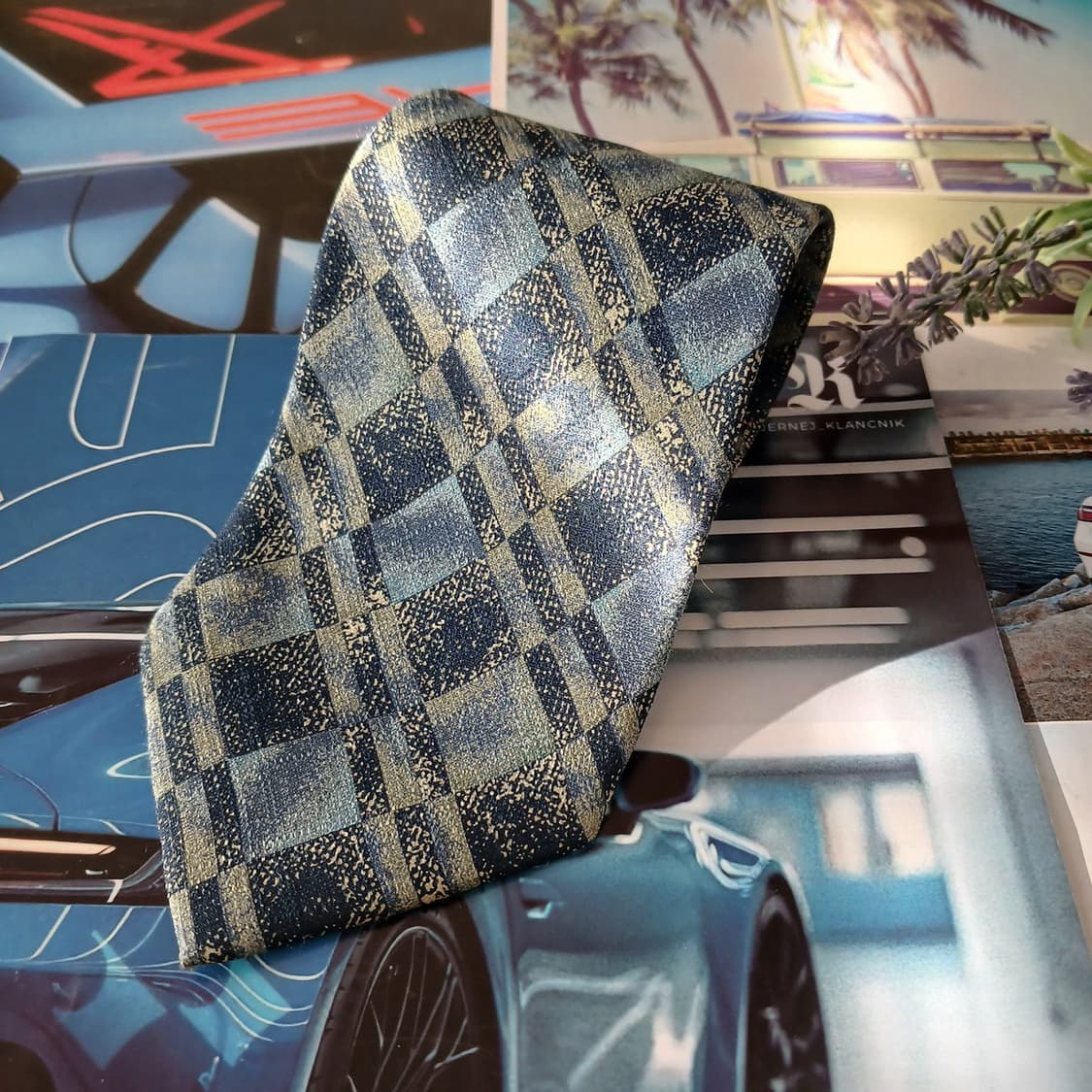 마리끌레르 실크 스카이블루 체크 넥타이 9.4cm A등급 A18958
 상품이미지3