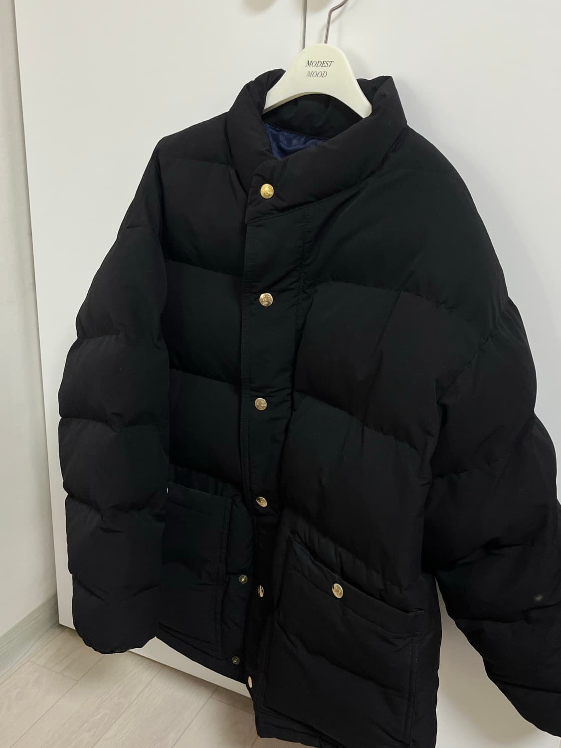 모데스트무드 다이애나 패딩 검정 상품이미지1