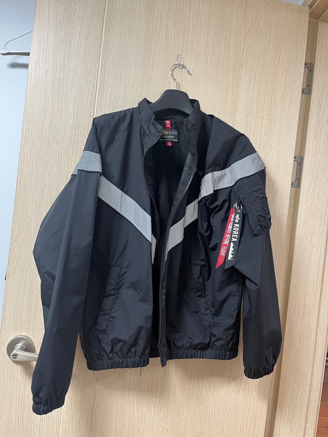 알파인더스트리 트랙자켓 라지 및 스몰 판매 상품이미지4