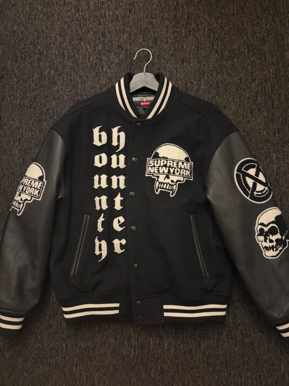 슈프림X바운티헌터 바시티자켓 블랙 S 상품이미지1
