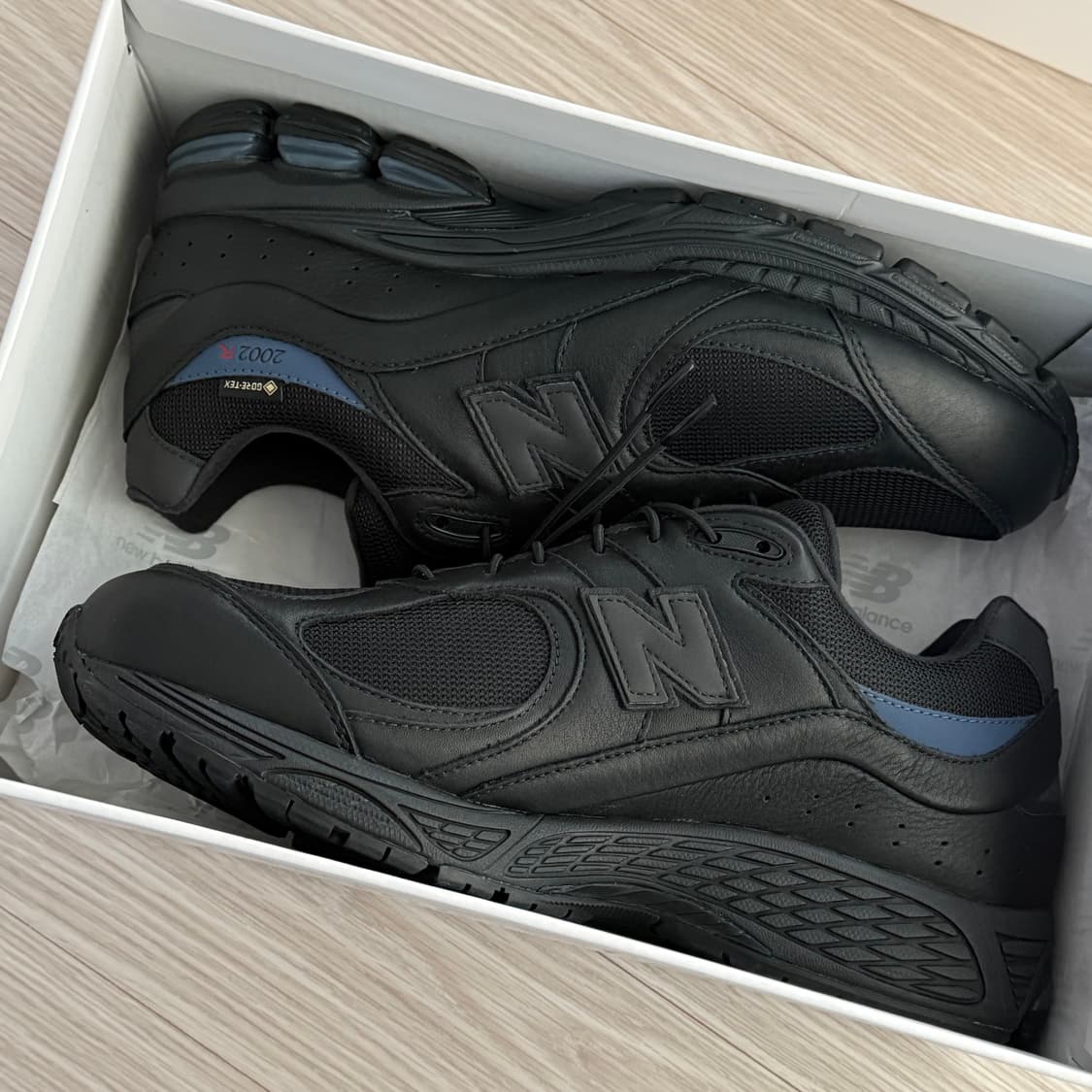 뉴발란스 자운드 2002 블랙 고어텍스 285 상품이미지1