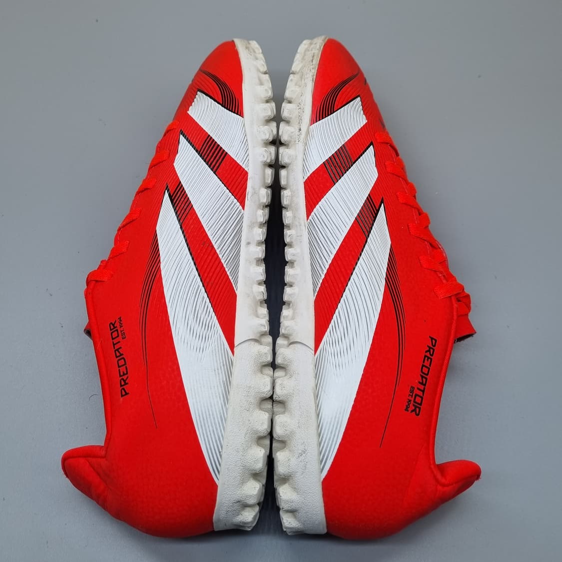 아디다스 프레데터 클럽TF 풋살화 270 상품이미지5