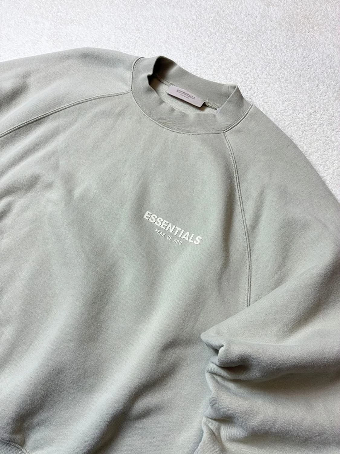 에센셜 피어오브갓 로고 시그니처 오버 맨투맨 PN6389 상품이미지2