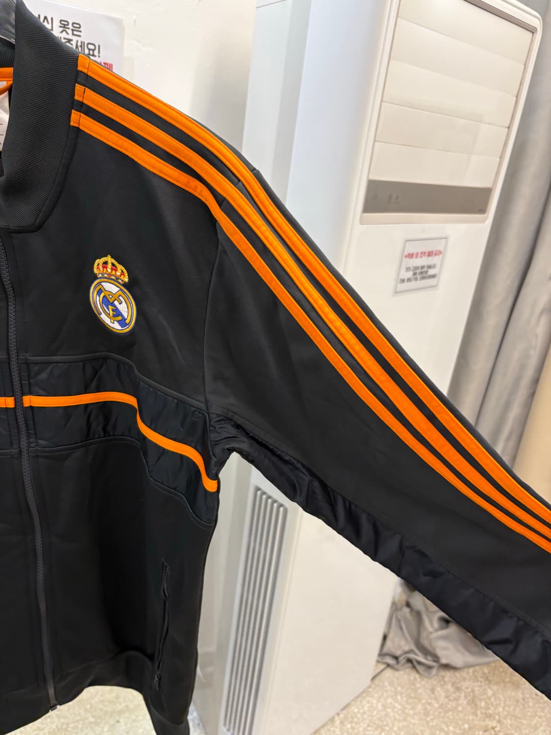 Adidas orange jersey jacket 상품이미지3