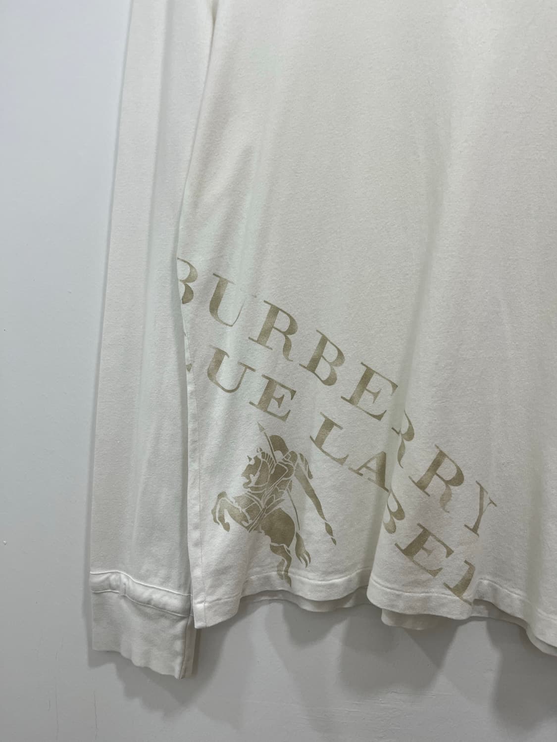 버버리 블루라벨 로고 프린팅 롱슬리브 상품이미지5