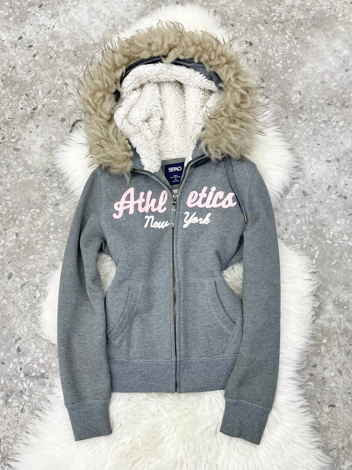 그레이 레터링 울프죠 후드집업 상품이미지1