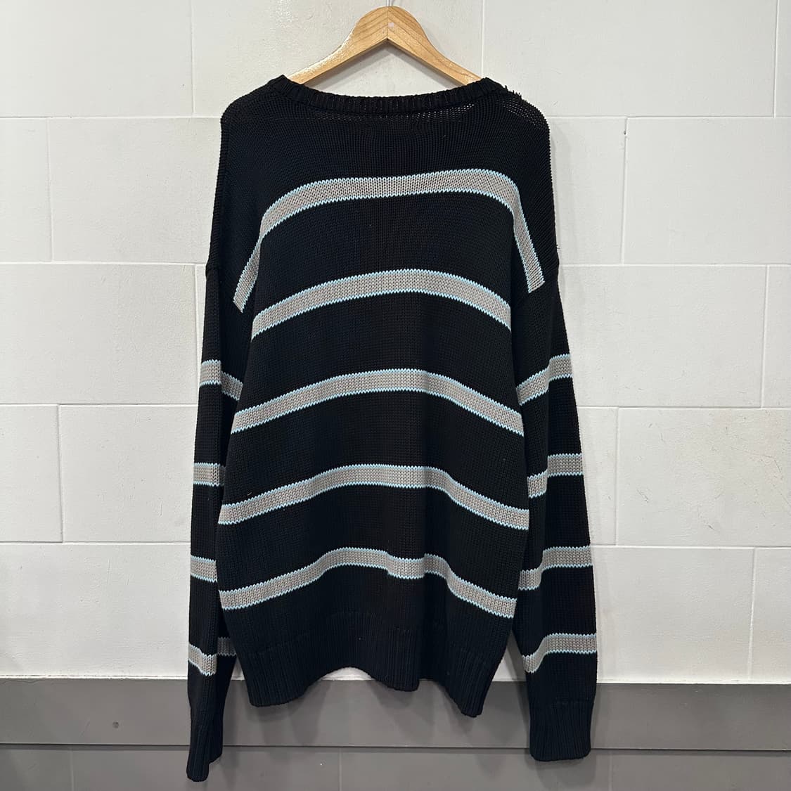 디스이즈네버댓 니트 상품이미지5