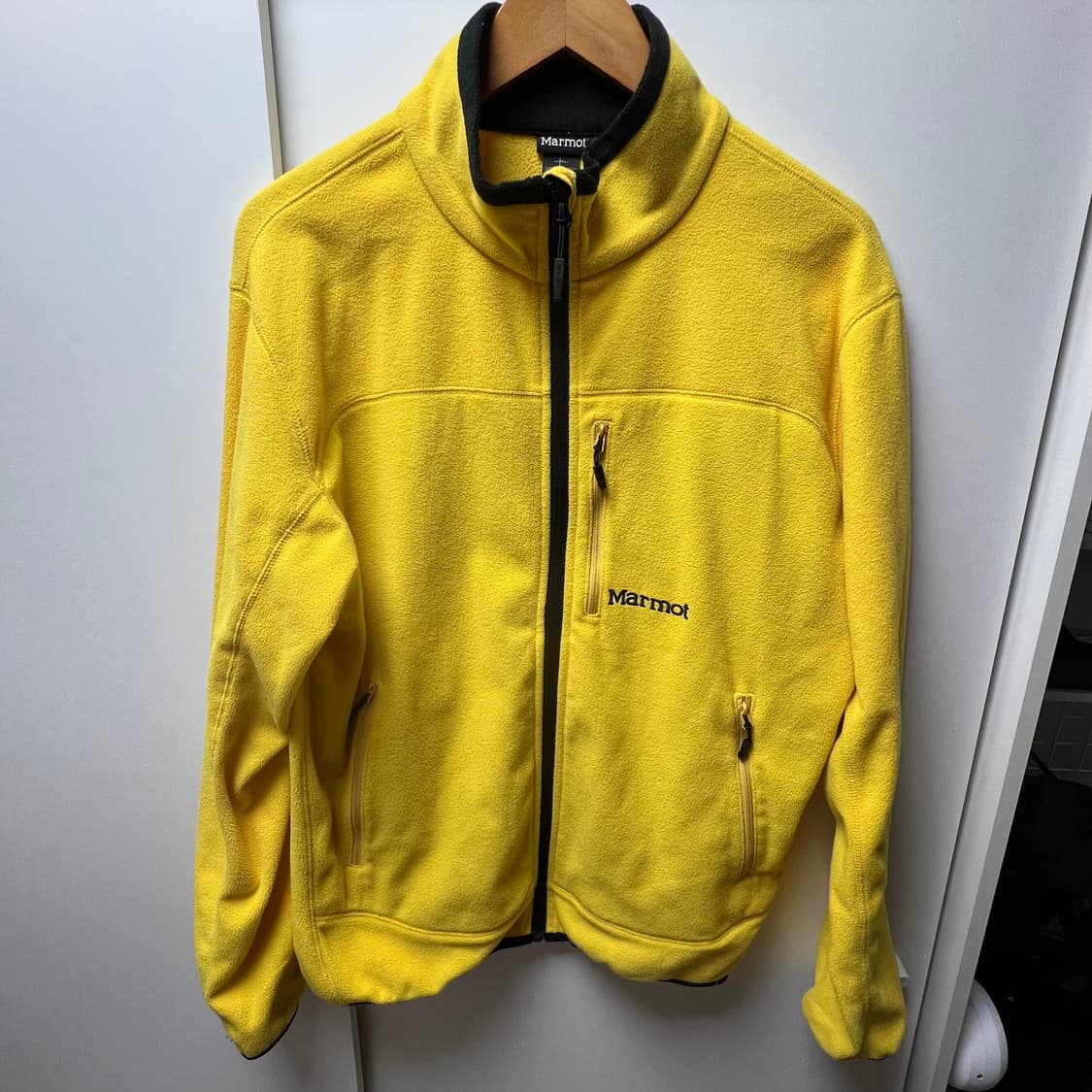 마무트 옐로우 플리스 자켓 상품이미지1